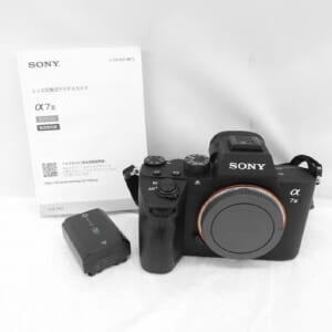 SONY ソニー ミラーレス一眼レフカメラ ILCE-7M3 α7 III ブラック 中古品