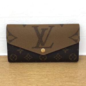 ルイヴィトン モノグラムリバース ポルトフォイユサラ M80726