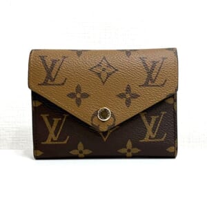 ルイヴィトン モノグラムリバース ポルトフォイユヴィクトリーヌ M81557