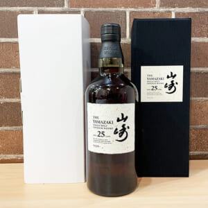 山崎 25年 シングルモルト 新型 ホログラムシール有
