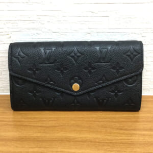 ルイヴィトン モノグラムアンプラント ポルトフォイユサラ M82257