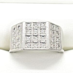 ダイヤモンドリング 0.34ct