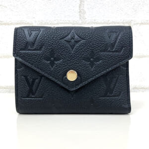 ルイヴィトン モノグラムアンプラント ポルトフォイユヴィクトリーヌ M64060