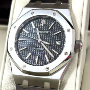 オーデマピゲ ロイヤルオーク 15300ST.OO.1220ST.03