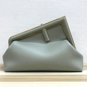 フェンディ ファースト スモール 8BP137