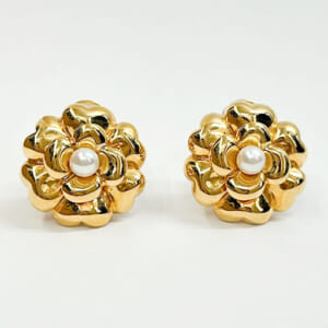 シャネル カメリアイヤリング