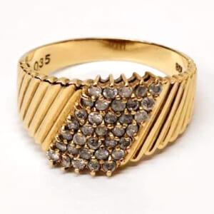 ダイヤモンドリング 0.35ct