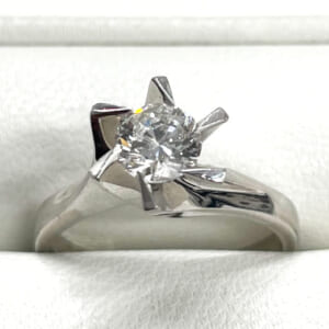 ダイヤモンドリング 0.72ct