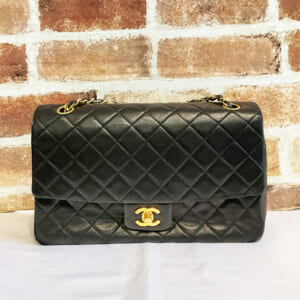 シャネル マトラッセ チェーンショルダーバッグ 27 ラム シングルフラップ ターンロック