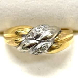 ダイヤモンドリング 0.06ct