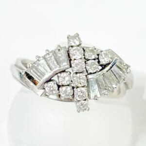 ダイヤモンドリング 0.8ct