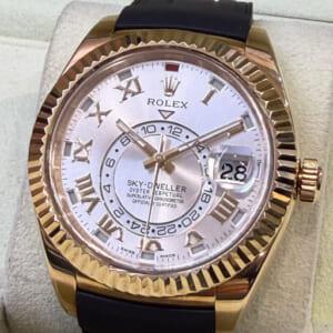 ロレックス スカイドゥエラー 326138