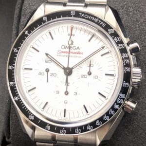 オメガ スピードマスター 310.30.42.50.04.001