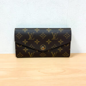 ルイヴィトン モノグラム ポルトフォイユサラ M62236