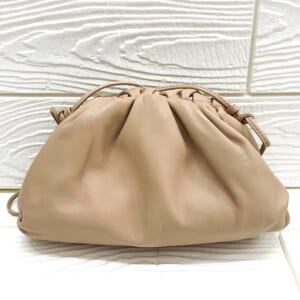 ボッテガヴェネタ ミニザポーチ 585852