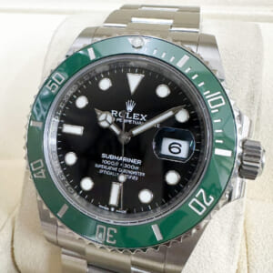 ロレックス サブマリーナ デイト 126610LV