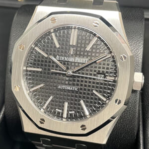 オーデマピゲ ロイヤルオーク 15400ST.OO.1220ST.01