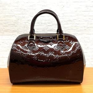 ルイヴィトン モノグラムヴェルニ モンタナ M90057