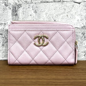 シャネル マトラッセ フラグメントケース AP4U91 ラベンダー キャビアスキン