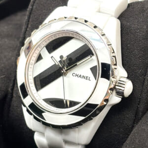 シャネル J12 アンタイトル H5582