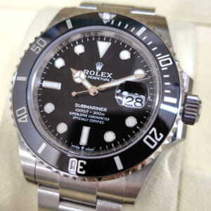 ロレックス サブマリーナ デイト 126610LN