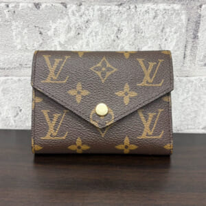 ルイヴィトン モノグラム ポルトフォイユヴィクトリーヌ M62472