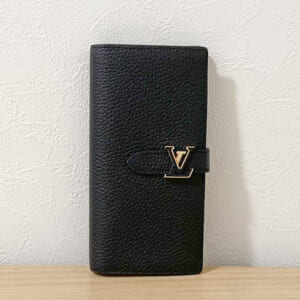 ルイヴィトン ヴェルティカルウォレット M81330 トリヨンレザー