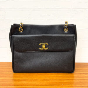 シャネル チェーントートバッグ A03682 キャビアスキン