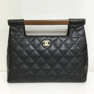 シャネル ハンドバッグ キャビアスキン