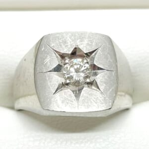 ダイヤモンドリング 0.28ct