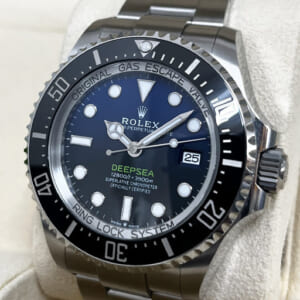 ロレックス ディープシー 136660 Dブルー