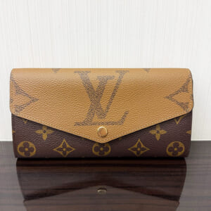 ルイヴィトン モノグラムジャイアントリバース ポルトフォイユサラ M80726