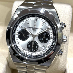 ヴァシュロンコンスタンタン オーヴァーシーズ クロノグラフ 5520V/210A-B686