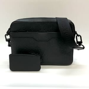 ルイヴィトン モノグラムシャドウ トリオメッセンジャー M46602