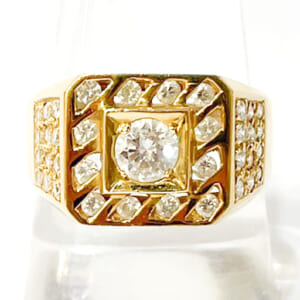 ダイヤモンドリング 0.95ct