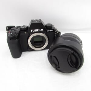 FUJIFILM フジフイルム ミラーレス一眼カメラ X-S10 XF 18-55mm レンズキット 中古品