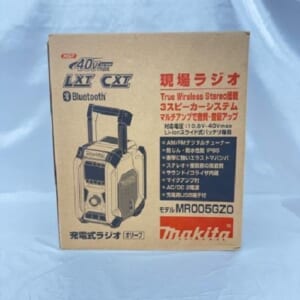 マキタ 充電式ラジオ MR005GZO