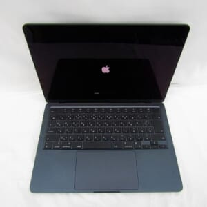 中古品 Apple アップル ノートパソコン MacBook Air 2022 M2 13.6インチ A2681 ミッドナイト 8GB/SSD256GB