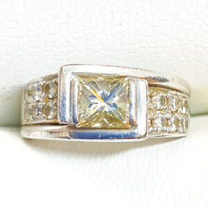 ダイヤモンドリング 0.71ct