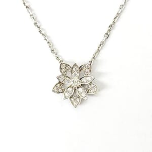 ヴァンクリーフ&アーペル ロータスミニペンダント VCARP0ZW00