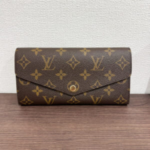 ルイヴィトン モノグラム ポルトフォイユサラ M62235