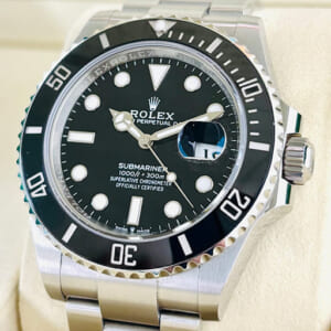 ロレックス サブマリーナ デイト 126610LN