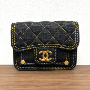 シャネル マトラッセ ミニチェーンショルダーバッグ AP3349 デニム