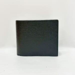 ルイヴィトン タイガ ポルトフォイユアメリゴNM M62045