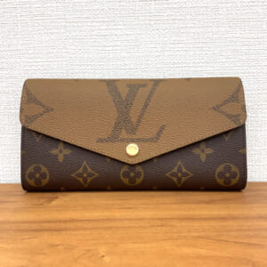 ルイヴィトン モノグラムジャイアントリバース ポルトフォイユサラ M80726