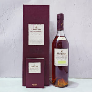 ヘネシー プライベートリザーブ 1873 箱 冊子付き