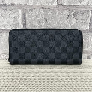 ルイヴィトン ダミエグラフィット ジッピーウォレットホリゾンタル N00056