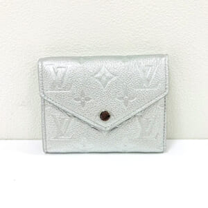 ルイヴィトン モノグラムアンプラント ポルトフォイユヴィクトリーヌ M26896