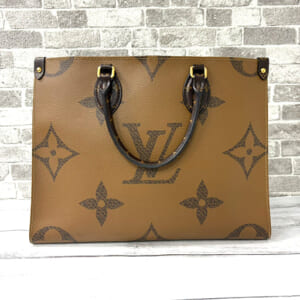 ルイヴィトン モノグラムジャイアント オンザゴーMM M45321