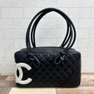 シャネル カンボンライン ボーリングバッグ A25171 ラムスキン 